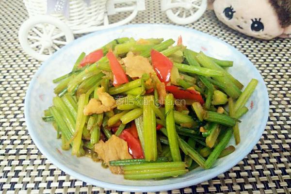 芹菜炒肉的做法图解7