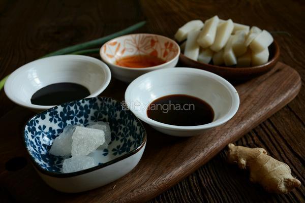 河蟹炒年糕的做法图解2