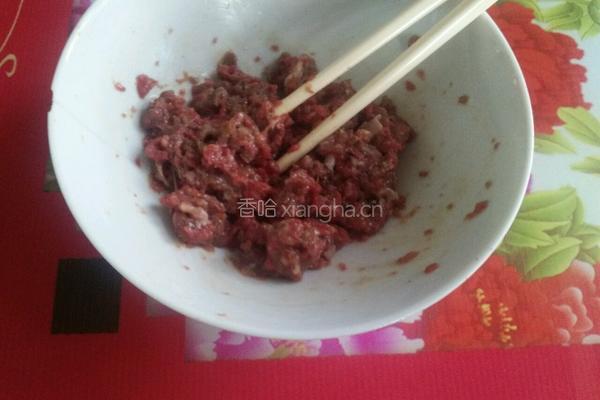 牛肉汉堡的做法图解2