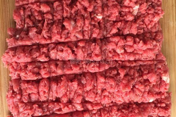 玉米牛肉水饺的做法图解1