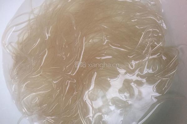 蒜蓉粉丝蛏子的做法图解2