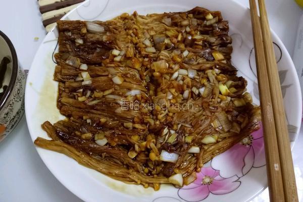 蒜香锡纸烤金针菇的做法图解7