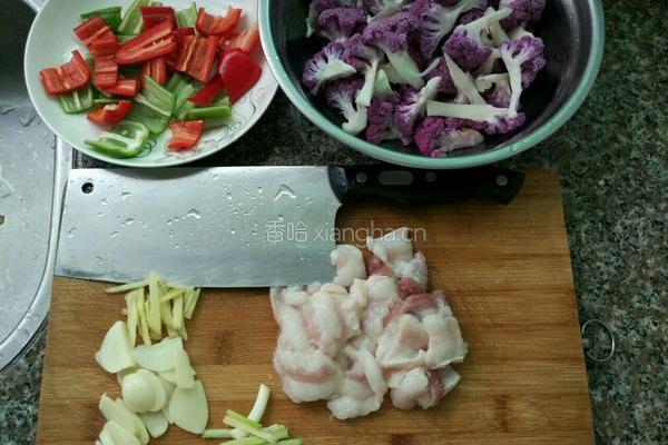 花菜煸肉的做法图解2