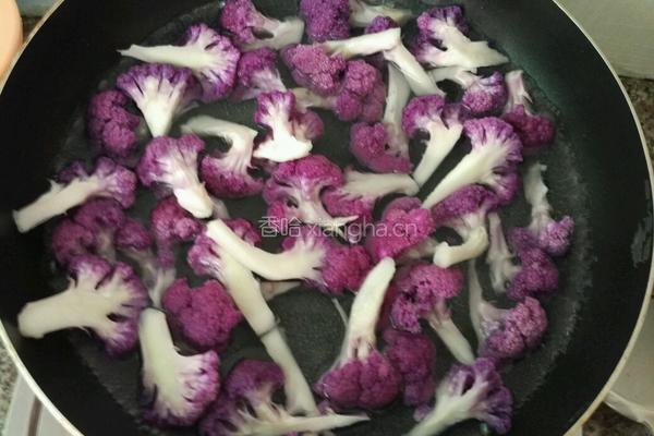 花菜煸肉的做法图解3