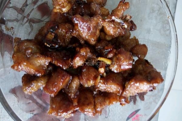 糖醋肉段的做法图解2