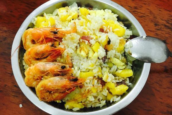 菠萝炒饭的做法图解5