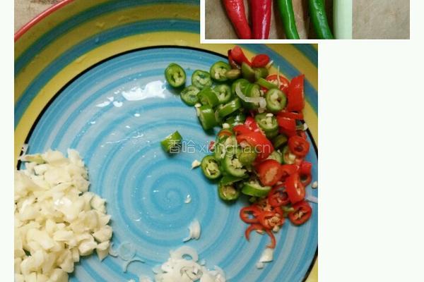 卷心菜炒粉丝的做法图解3