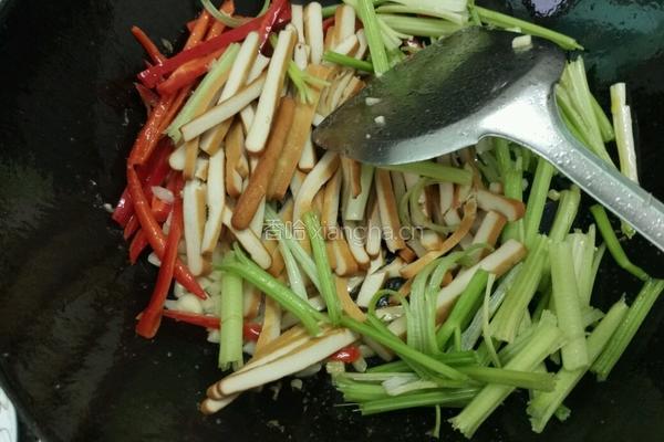 香芹豆干炒肉丝的做法图解6
