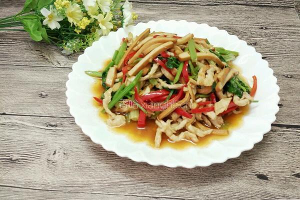 香芹豆干炒肉丝的做法图解9