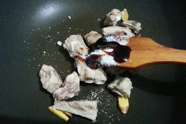 土豆排骨汤的做法图解5