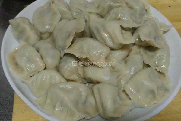 猪肉韭菜馅饺子的做法图解8