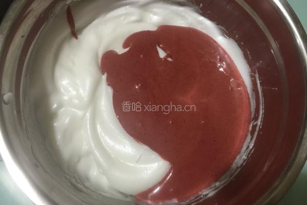 红曲粉奶油蛋糕卷的做法图解10