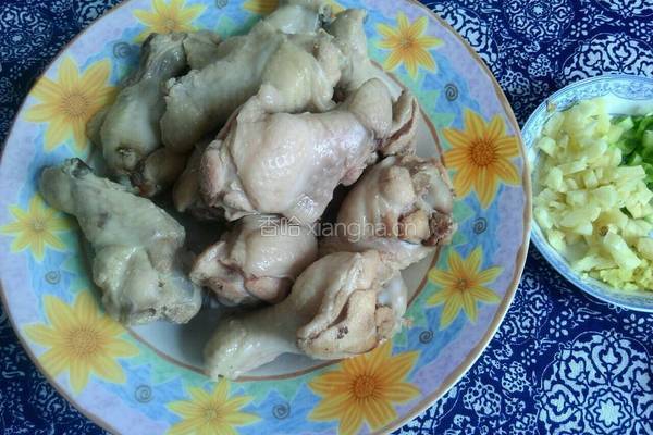 蒜蓉剁椒蒸鸡翅根的做法图解3
