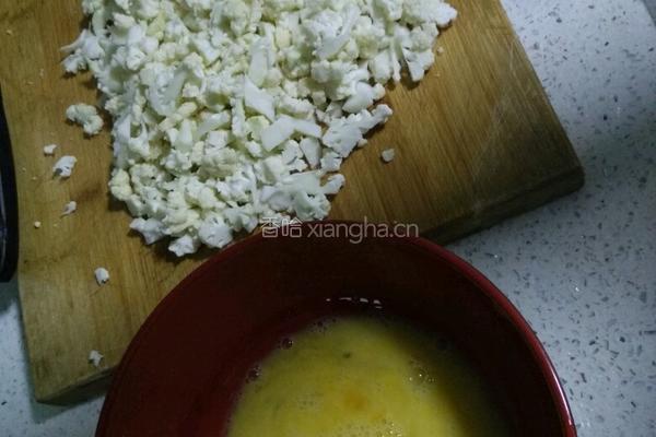 懒人花菜炒蛋的做法图解2