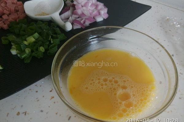 火腿馍丁鸡蛋饼(二人份)的做法图解5