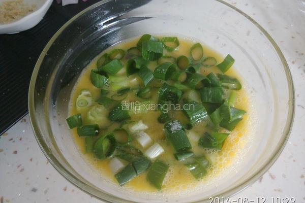 火腿馍丁鸡蛋饼(二人份)的做法图解6