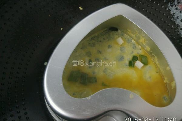 火腿馍丁鸡蛋饼(二人份)的做法图解9