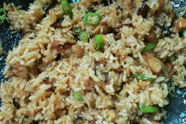 香菇炒饭的做法图解8