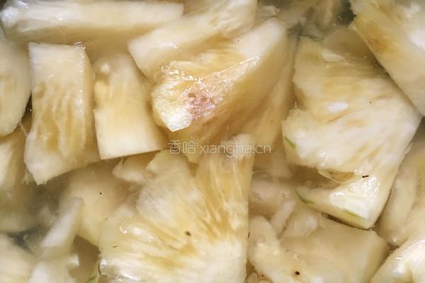 糖醋咕噜肉的做法图解3