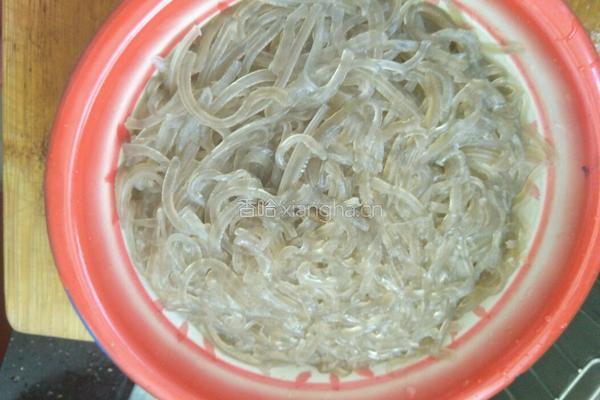 肉丝炒粉条的做法图解6
