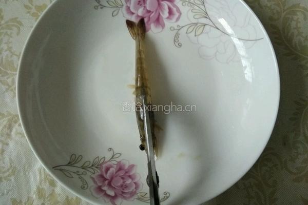 蒜蓉蒸虾的做法图解3