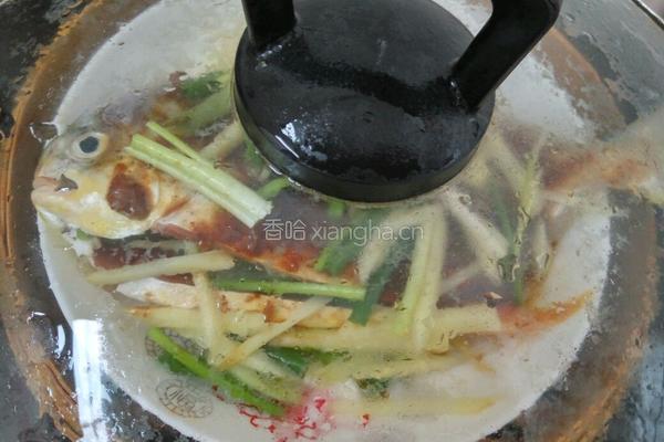 酱蒸金仓鱼的做法图解6