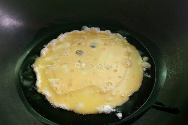 胡萝卜鸡蛋炒饭的做法图解3