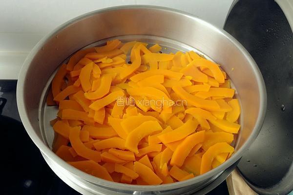 芝香豆沙南瓜饼〈电饼铛版〉的做法图解1