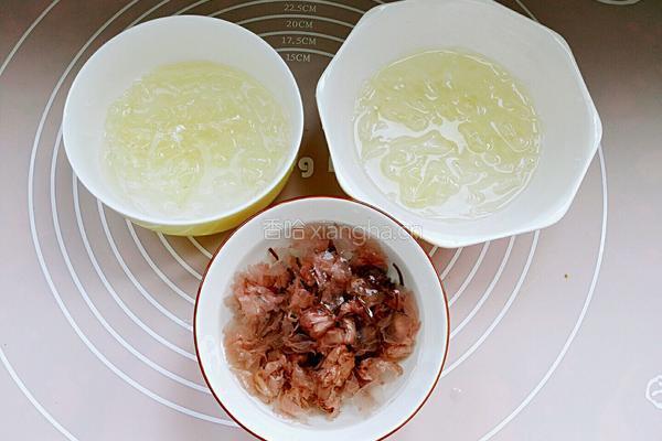 樱花慕斯蛋糕的做法图解1