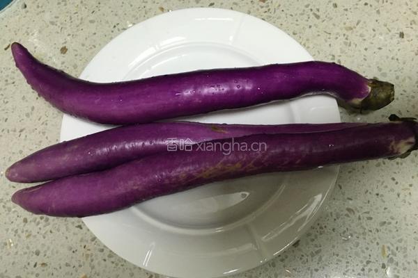 清蒸茄子的做法图解1