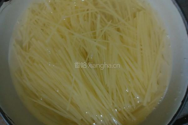 爽口土豆丝的做法图解3
