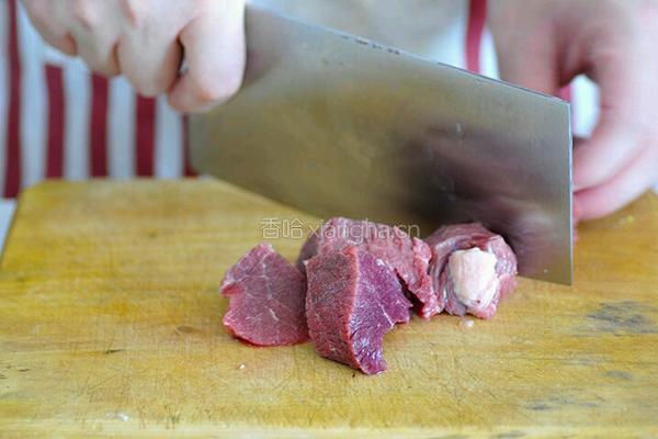 红焖牛肉的做法图解2