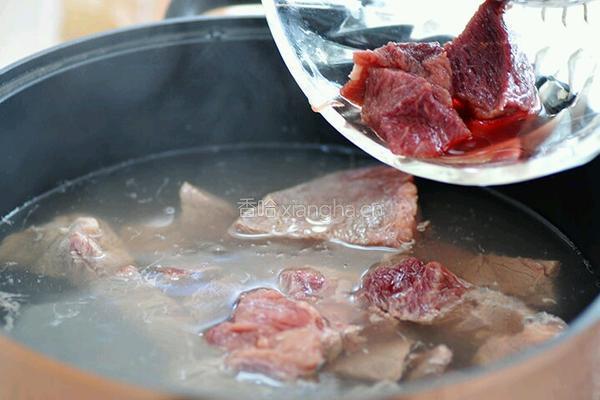 家常牛肉炖菜的做法图解4