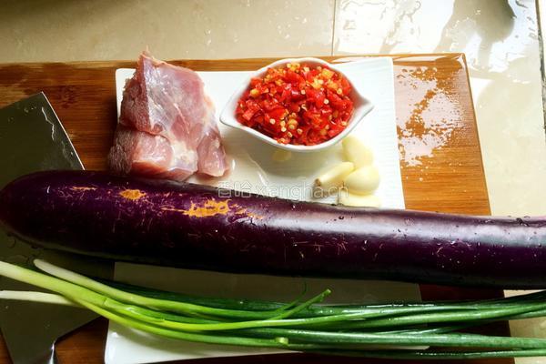 茄子酿肉的做法图解1