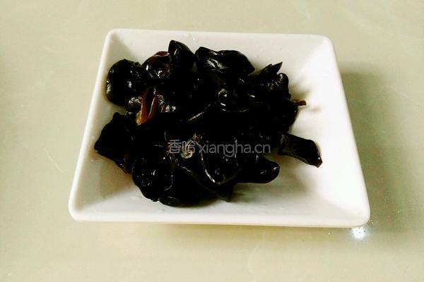  家常炒丝瓜的做法图解3