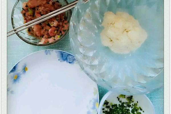 手工面筋包肉枸杞鸡汤的做法图解4