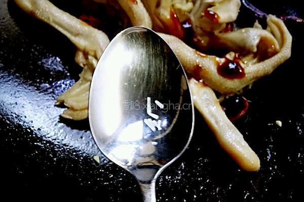 香辣鸭掌的做法图解15