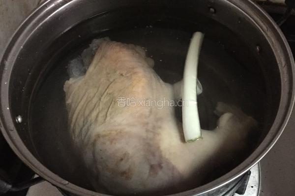 猪肚鸡汤的做法图解4