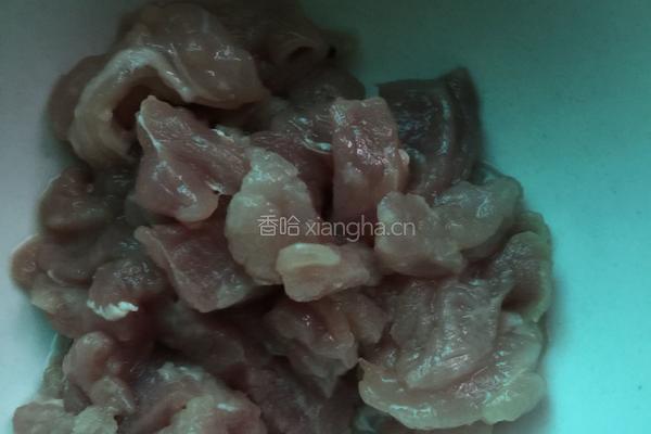 肉丝炒苦瓜的做法图解2