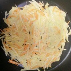  鸡蛋土豆饼的做法[图]