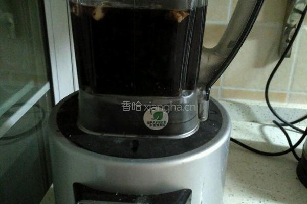 黑豆核桃黑米糊（补肾）的做法图解2