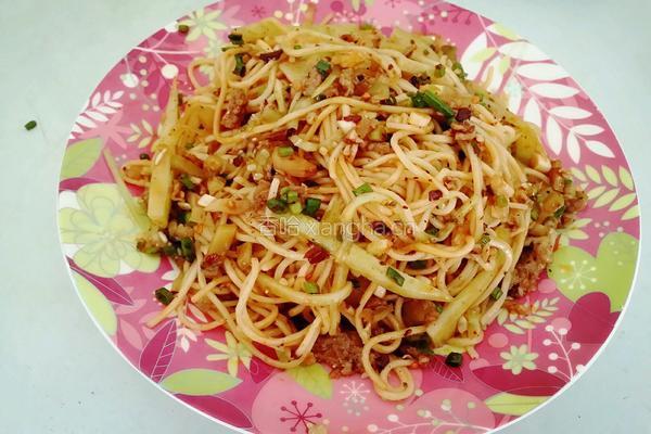 榨菜肉沫凉面的做法图解12
