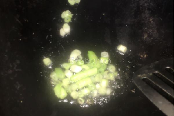 丝瓜鸡蛋汤的做法图解3