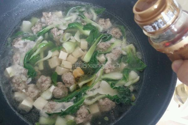 青菜肉丸豆腐汤的做法图解12