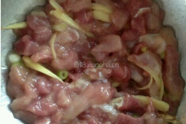 陈皮瘦肉粥的做法图解2