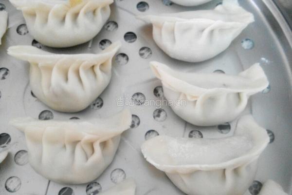 猪肉圆白菜馅饺子的做法图解10