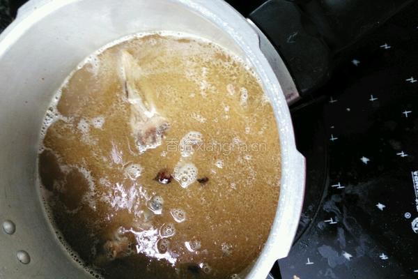 香菇炖土鸡的做法图解5
