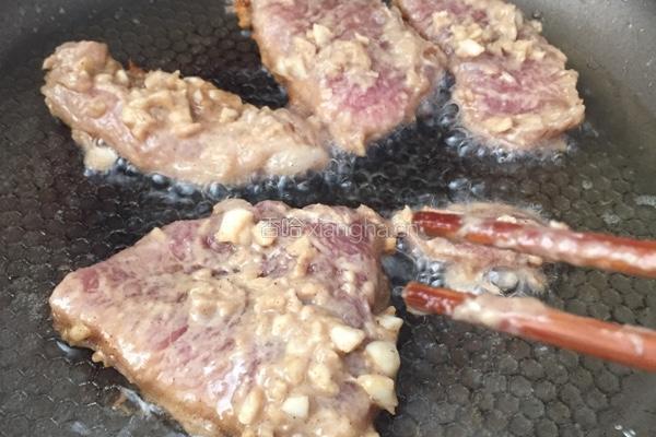 泰式蒜香黑椒炸猪的做法图解6