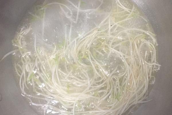 闽式水煮鱼片的做法图解1