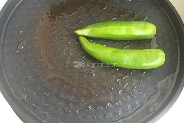 辣椒擂皮蛋的做法图解2